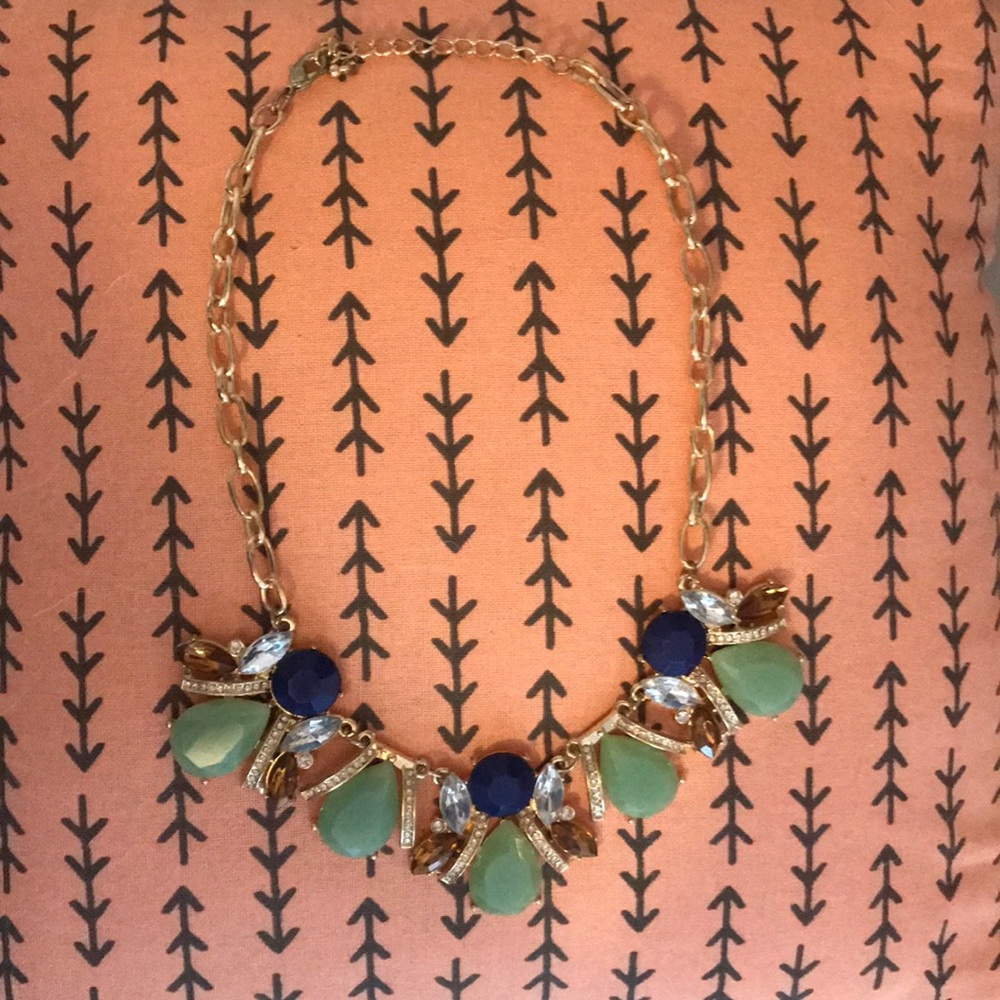 Gc statement necklace